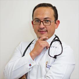 Dr. Carlos Javier Nieto Ramos, Medicina Interna