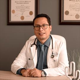 Dr. Ernesto Son -, Pediatría