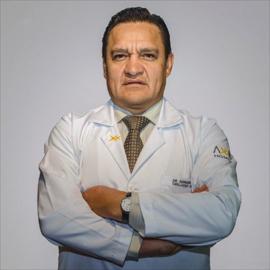 Dr. Adriano Silva Alvarez, Urología