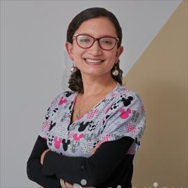 Dra. Manuela  García Torres, Pediatría