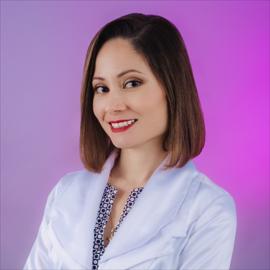 Dra. Natalia Burgos Morales, Neurocirugía