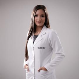 Dra. Lorena Paola Estrada Guevara, Oncología Clínica
