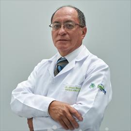 Dr. Tomas  Enrique  Racines Molina, Fisiatría