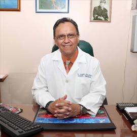 Dr. Alejandro Rivas Castro, Infectología