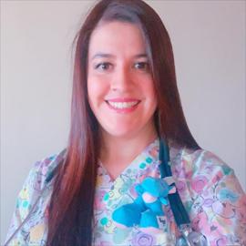 Dra. Beatriz Abril Silva, Pediatría