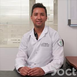 Dr. Galo Mancheno Chacón, Cirugía de la Mano