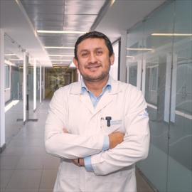 Dr. Byron Torres Dávila, Ortopedia y Traumatología