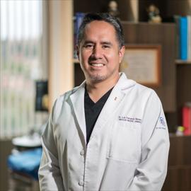 Dr. Fernando Moreno Montes, Ginecología y Obstetricia