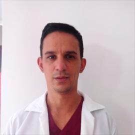 Dr. Jonathan  José Correa Ruiz, Ortopedia y Traumatología