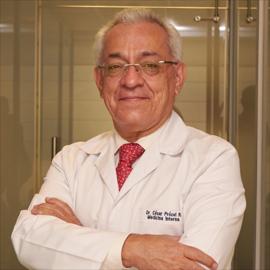 Dr. César Augusto Prócel Ramirez, Medicina Interna