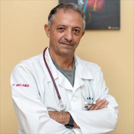 Dr. Santiago Miño  Cajiao, Cardiología