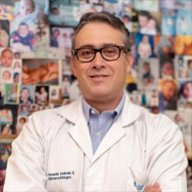 Dr. Fernando Andrade Gagliardo, Ginecología y Obstetricia
