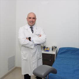 Dr. Elio Rafael Vitriago Rivero, Urología