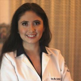 Dra. María Carolina Yánez Segovia, Medicina General