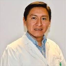 Dr. Hugo  Dario  Guamán  Arcos, Cirugía Torácica 