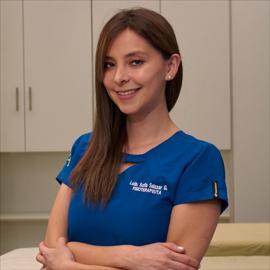 Dr. Erika Sofía Salazar Granda, Fisioterapia