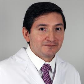 Dr. Carlos  Alberto Cajas Ipiales, Ortopedia y Traumatología
