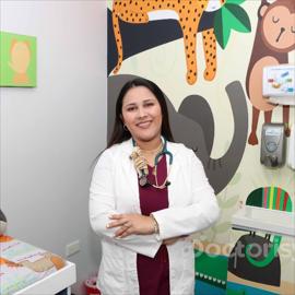 Dr. Leanny Aguilar  Reyes , Pediatría