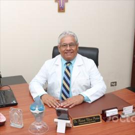Dr. Roberto Villacis Pacheco, Traumatología