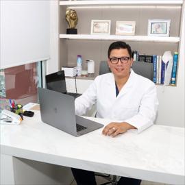 Dr. Andres Humberto Layedra Torres , Cirugía General