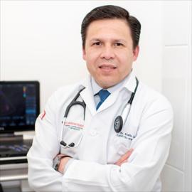 Dr. Stalin Bismarck Castillo Castillo, Cardiología Intervencionista
