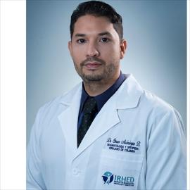 Dr. Omar David Arciniegas Benitez, Cirugía de Columna Vertebral