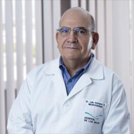 Dr. Julio César Enríquez Viteri, Neurocirugía
