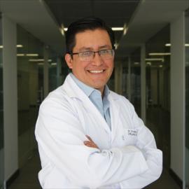 Dr. Christian Alexander Cueva Ponce, Urología