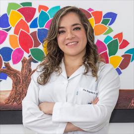 Dra. Augusta Valeria Alvarado Cevallos, Dermatología