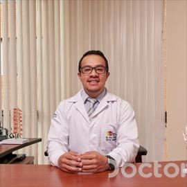 Dr. Paul Verdugo   Pesantez , Ortopedia y Traumatología