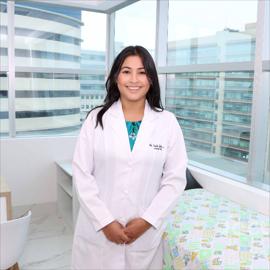 Dr. Paola Quishpe Jaramillo, Pediatría