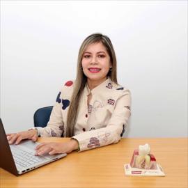 Dra. Johanna Cisneros  Ramirez, Odontología