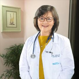 Dra. Tannia Soria Samaniego, Oncología Clínica