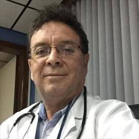 Dr. Iván  Fernando Revelo Delgado, Pediatría