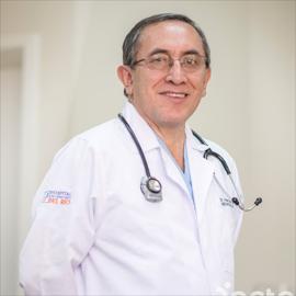 Dr. Fernando  Manuel  Arias  Maldonado, Medicina Interna