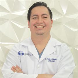 Dr. Hugo Vallejo Mera, Urología