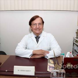 Dr. Gustavo  Alfredo  Raffo  Fernández , Geriatría